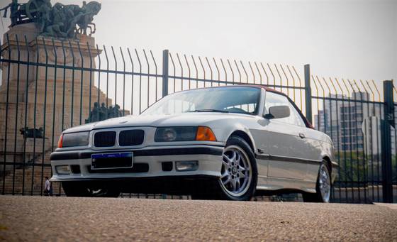 BMW 325i 2.5 CABRIO 24V GASOLINA 2P MANUAL